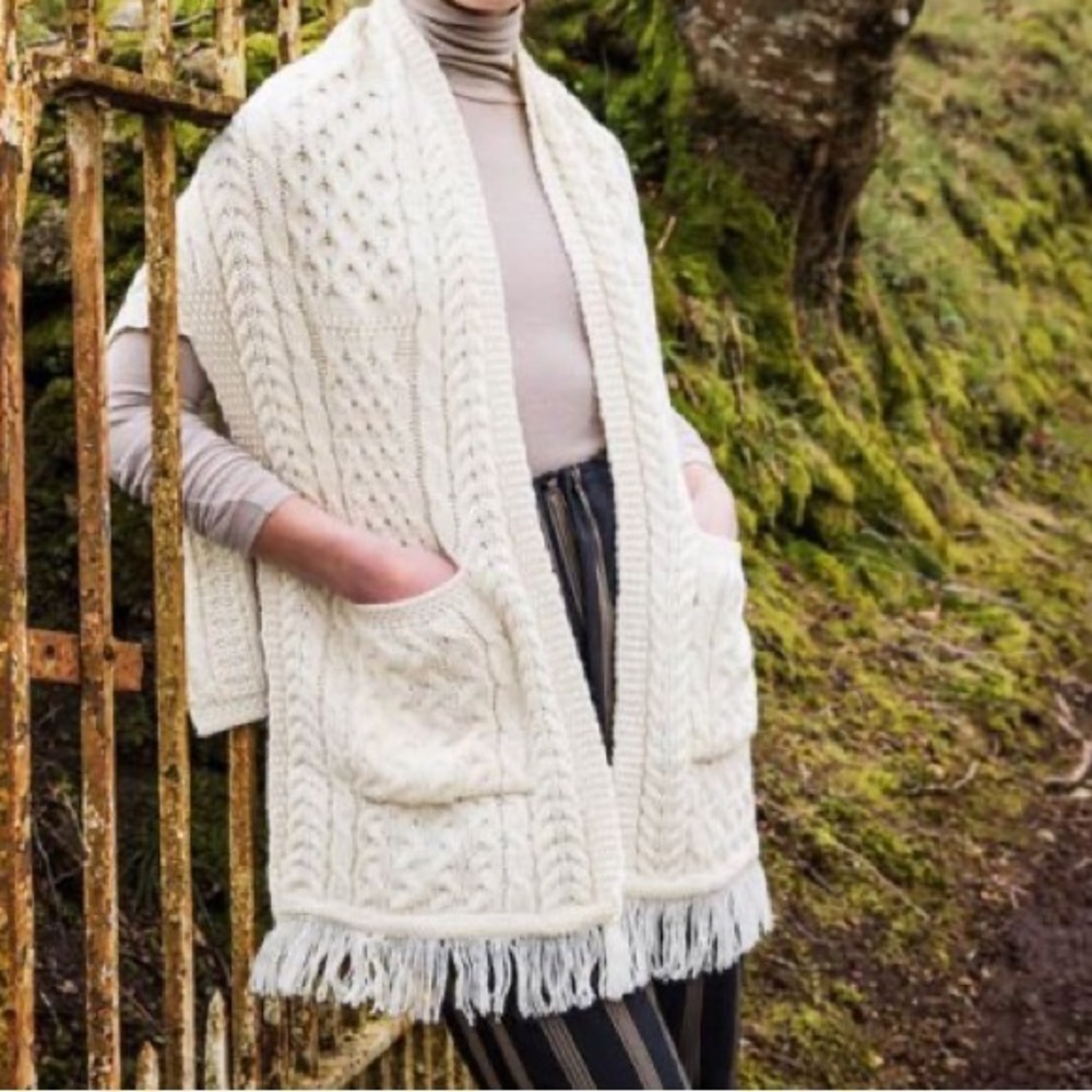 Carraigdonn Irish 100% Merino Wool PocketShawl Womens OS Open Cable Knit Tan Vtg - Picture 2 of 9